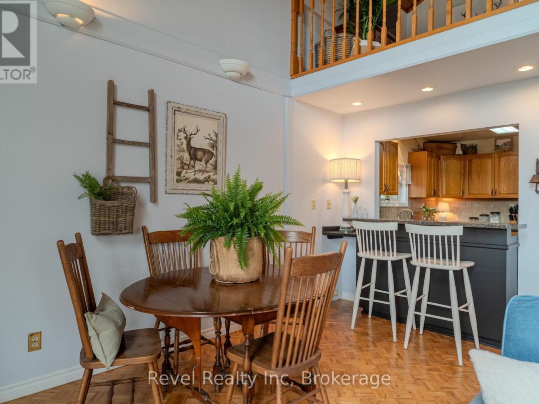 14 Swallow Road, Miller Lake