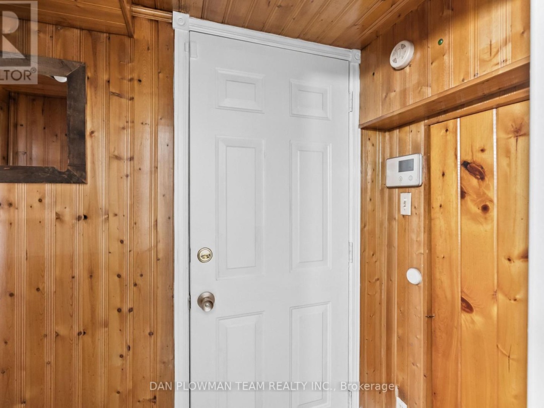 32 Beach Road, Lake Scugog