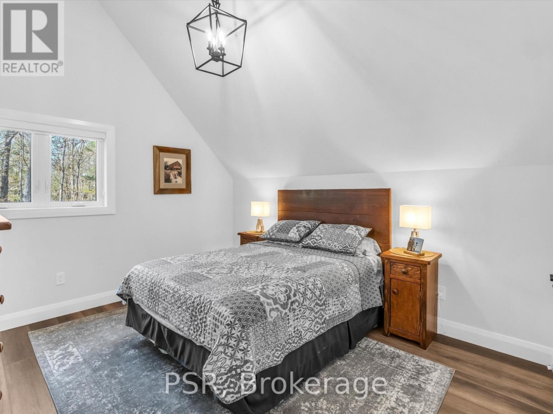 1028 Marshall Drive, Pine Lake