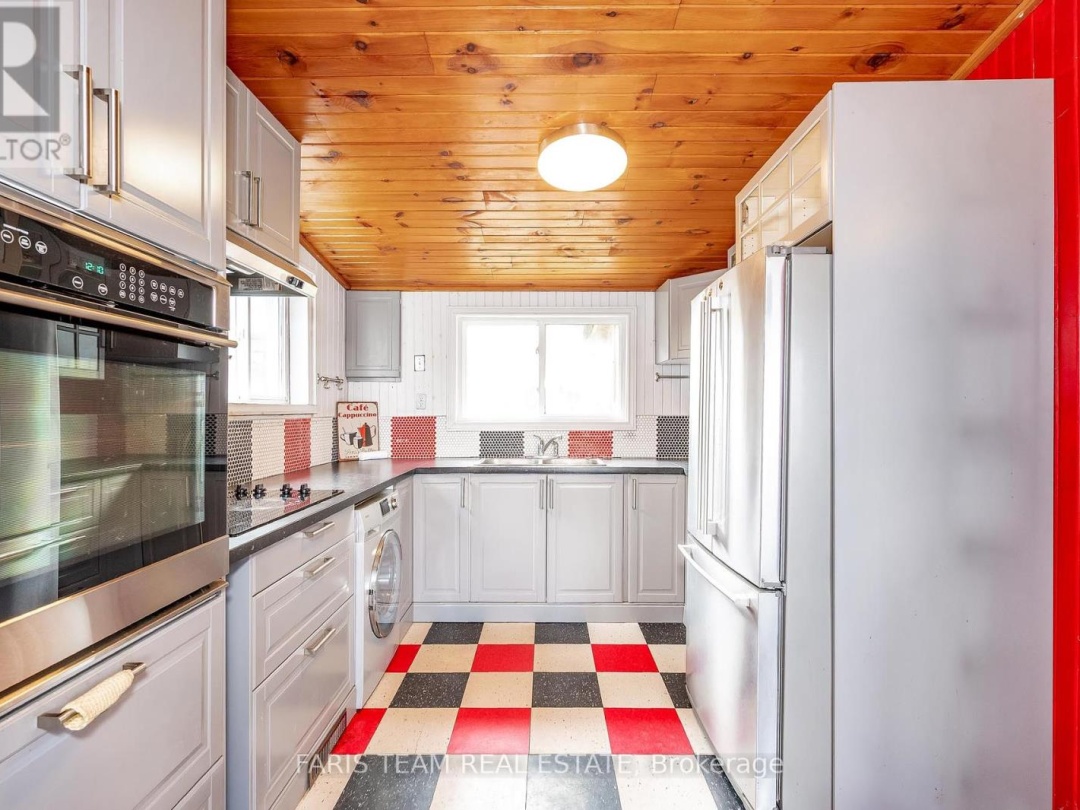 4 SCHOONER LANE, 