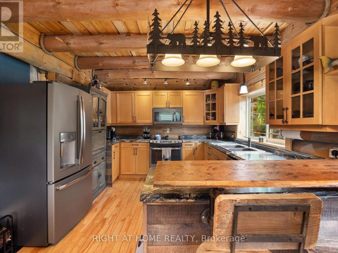235 Loch Erne Road, Vowel Lake