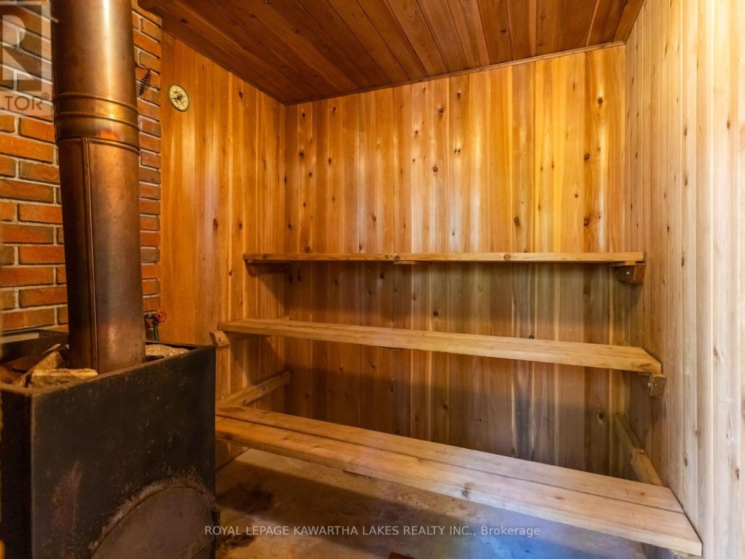 194 Rustic Trail, Four Mile Lake