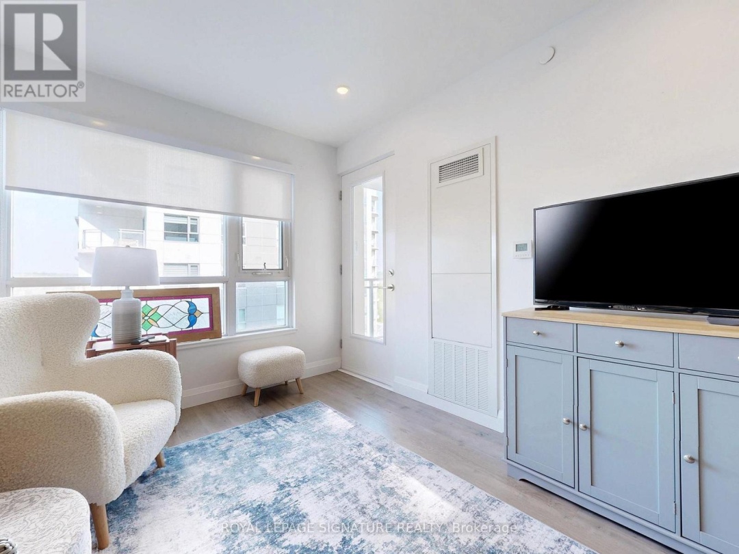 703 - 58 LAKESIDE TERRACE, 