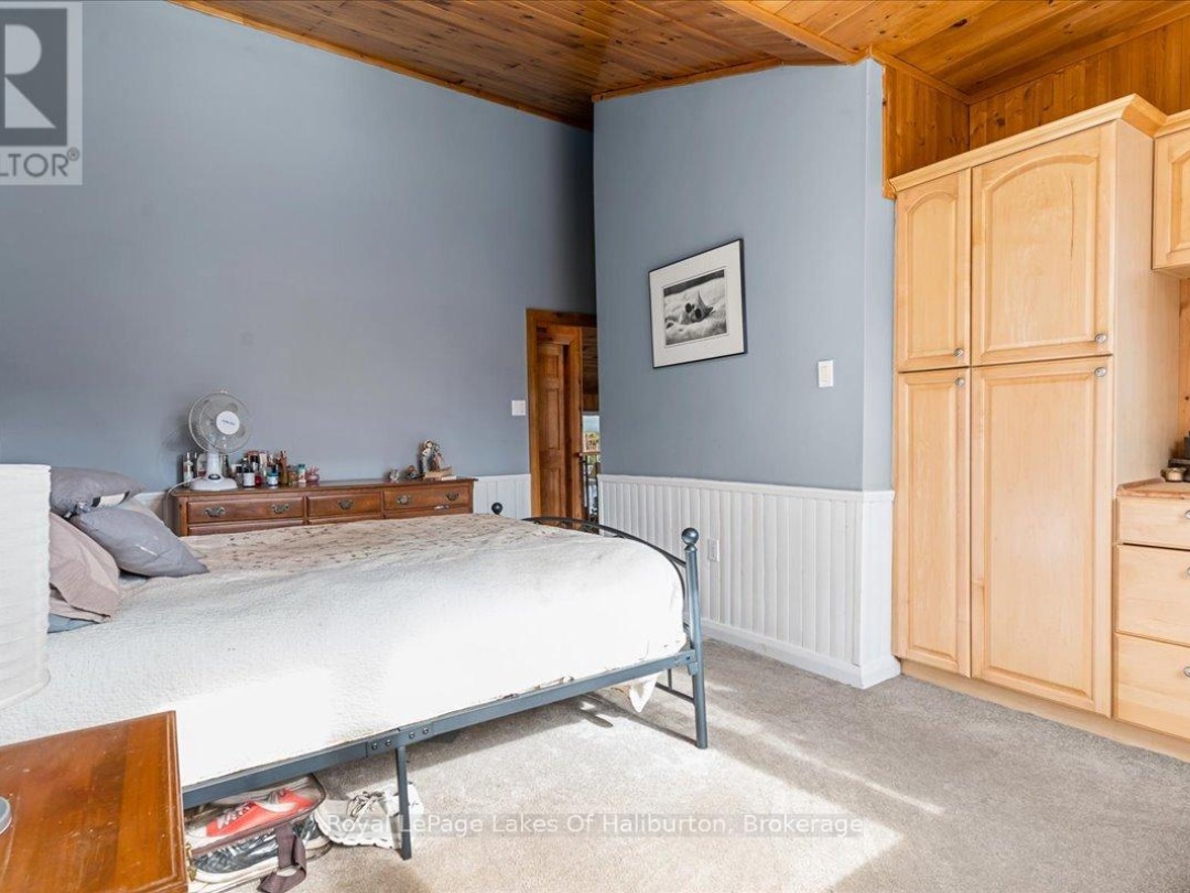 1272 Little Bob Lake Road, Little Bob Lake