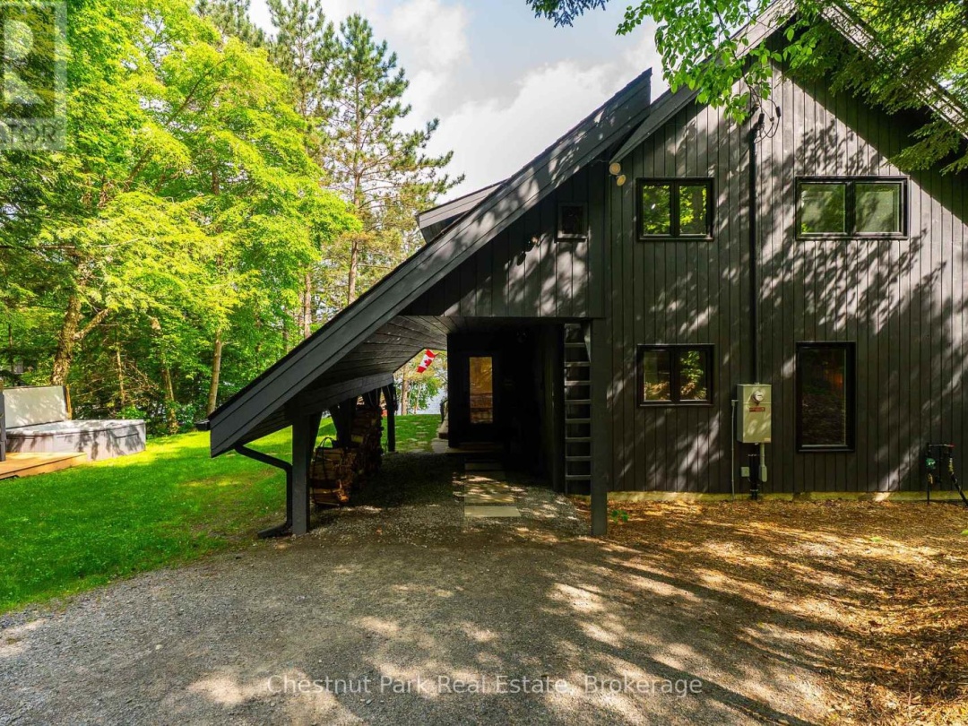 1167 WOLF BAY ROAD, 