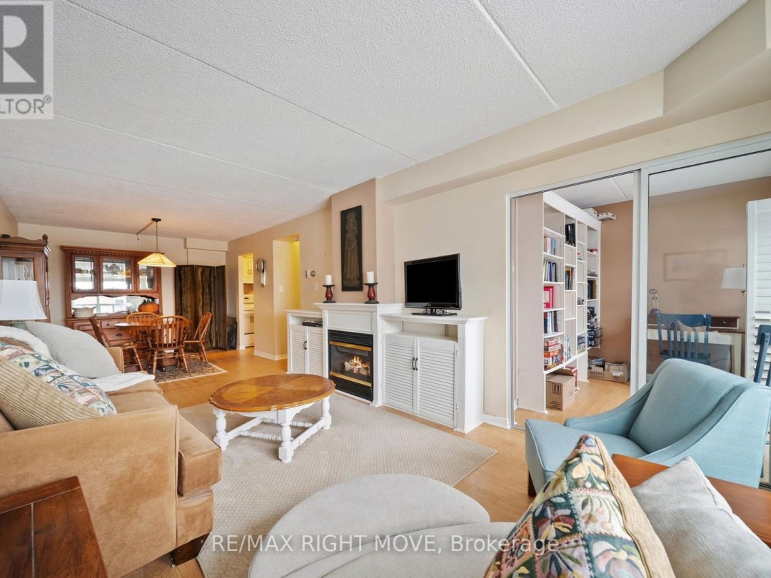 204 - 54 FITTONS ROAD W, 