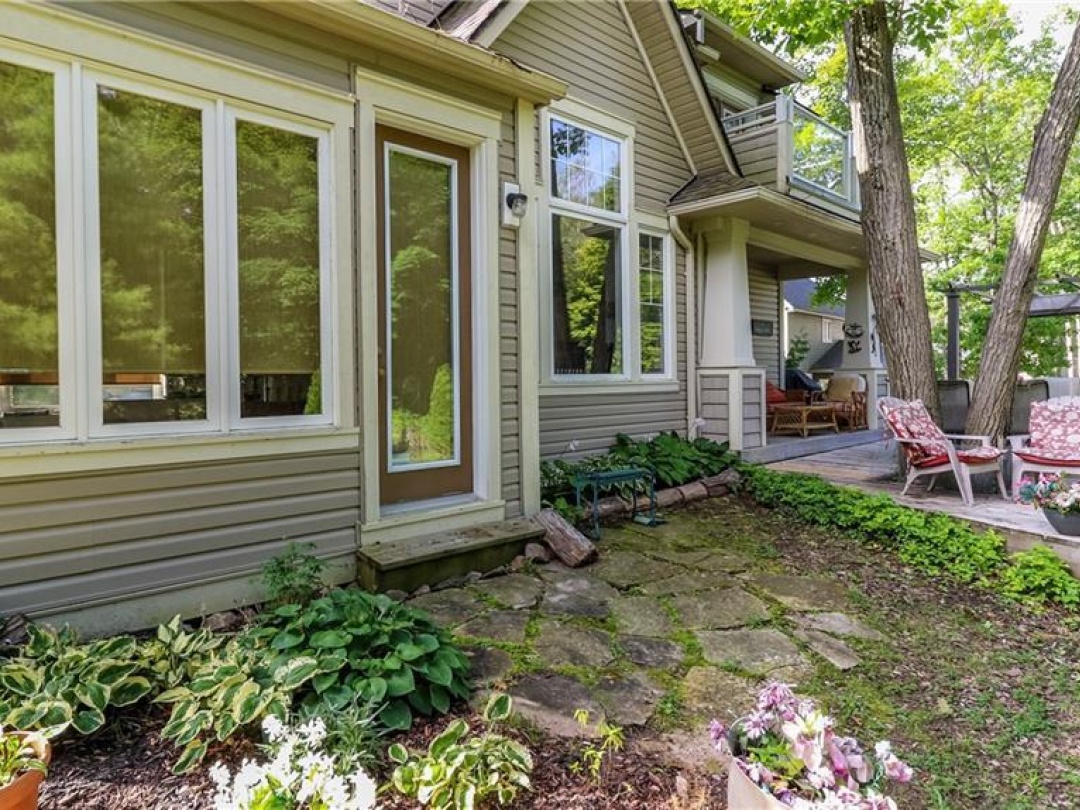 22 MARINA VILLAGE Drive, 
