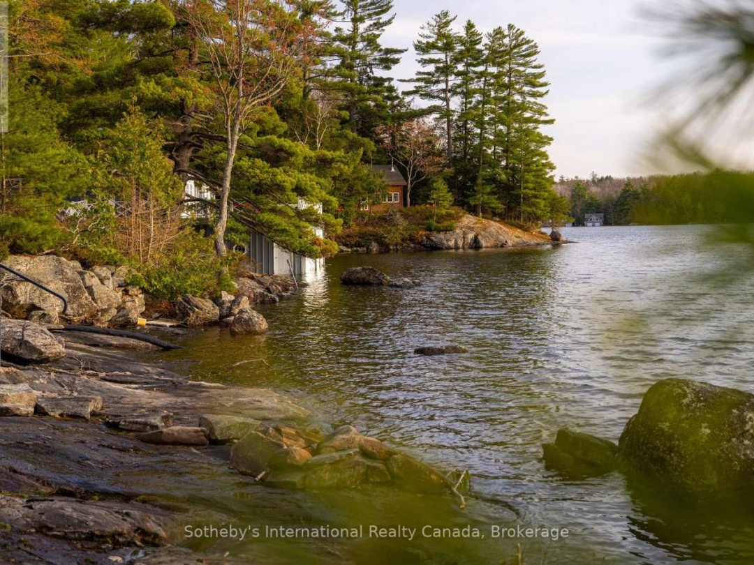 1-1076 BIRCH POINT ROAD, Lake Muskoka