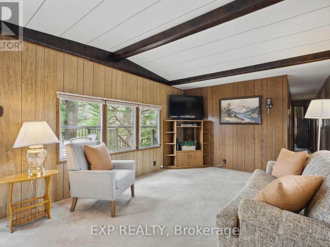 5B SOUTHWELL DRIVE, Horseshoe Lake