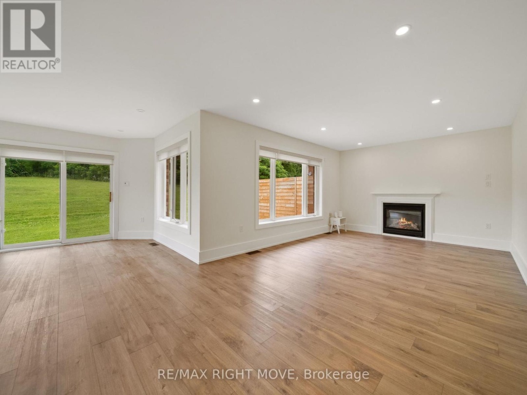 1348 HAWK RIDGE CRESCENT, 