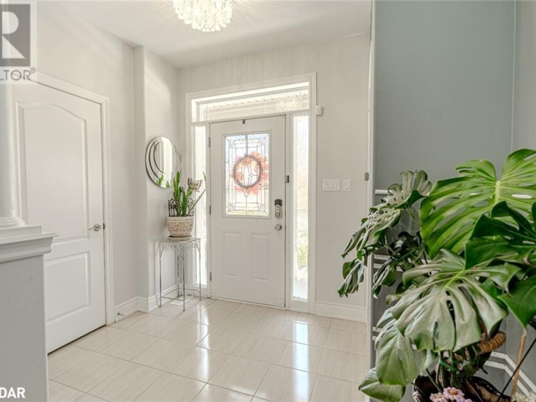 3069 Monarch Drive, Orillia
