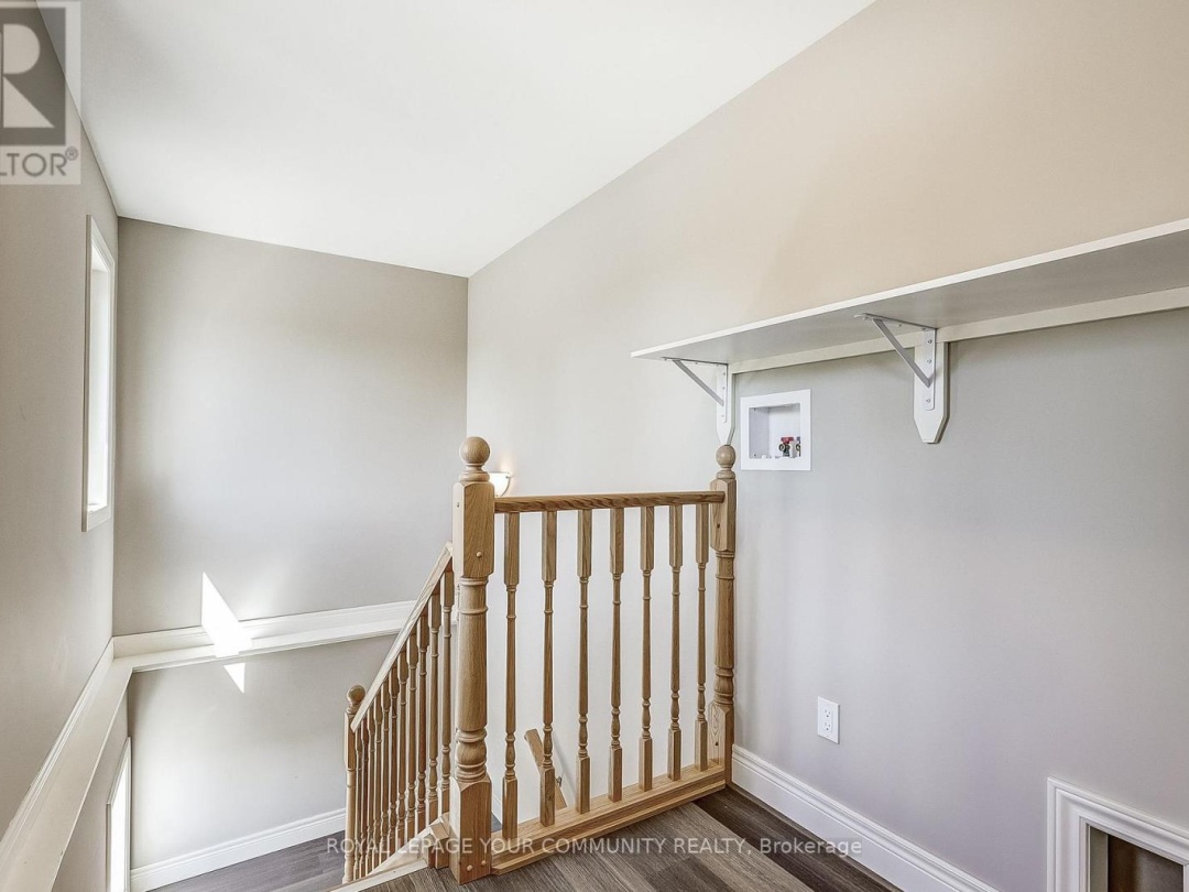 371 LINDEN VALLEY ROAD, 