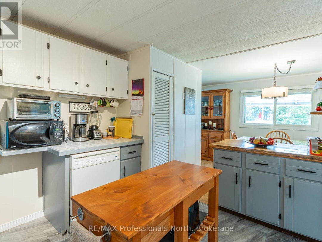 1025 SEVENTH LANE, 