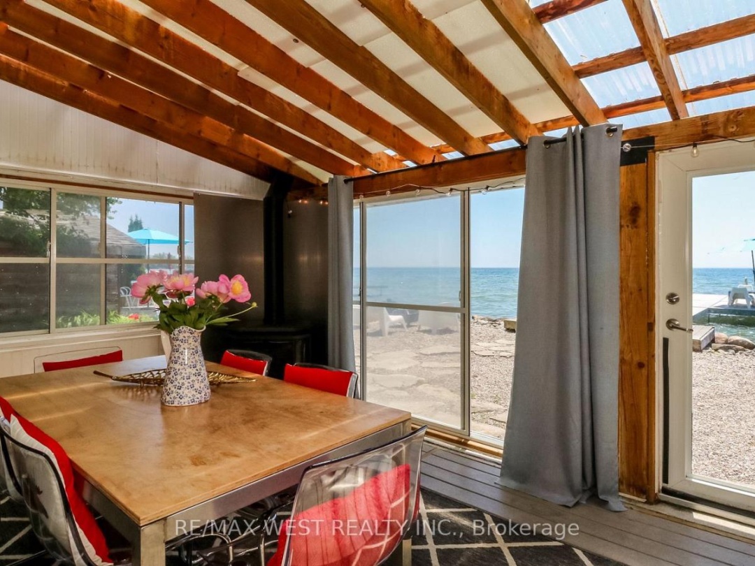 3756 GLENREST DRIVE, 