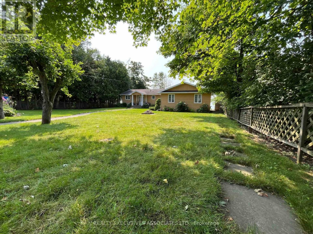 22 LAKEVIEW BOULEVARD, 