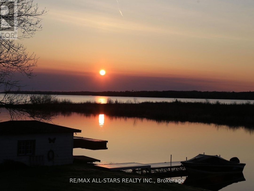 122 Fenelon Drive, Sturgeon Lake