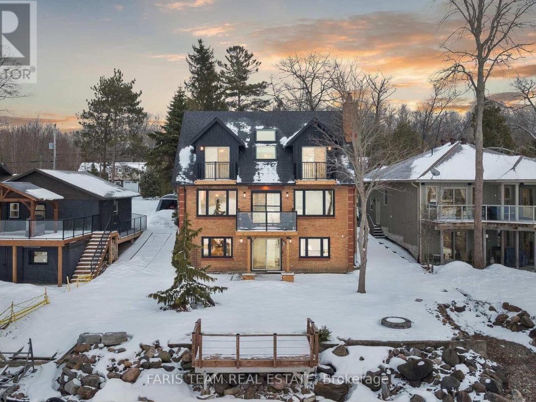 238 Robins Point Road, Georgian Bay