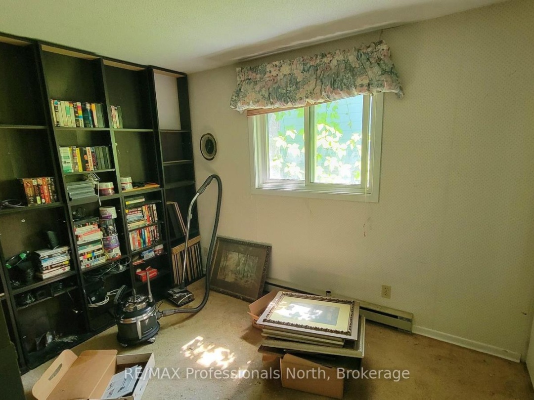 21 MEADOW PARK DRIVE, 