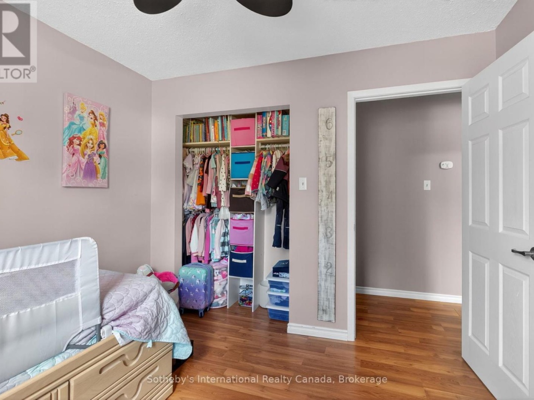 20 COMMUNITY CENTRE DRIVE, 