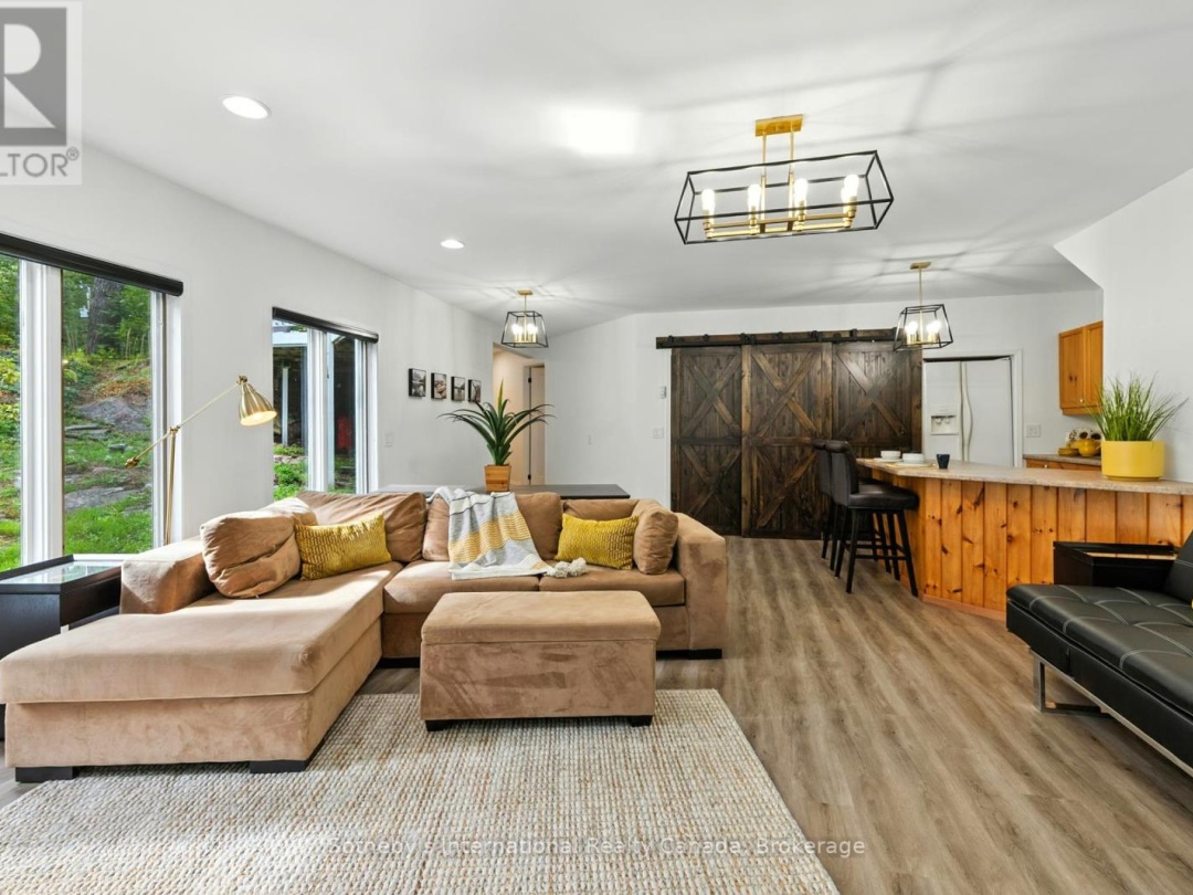 1060 NORTH KAHSHE LAKE ROAD, Kahshe Lake