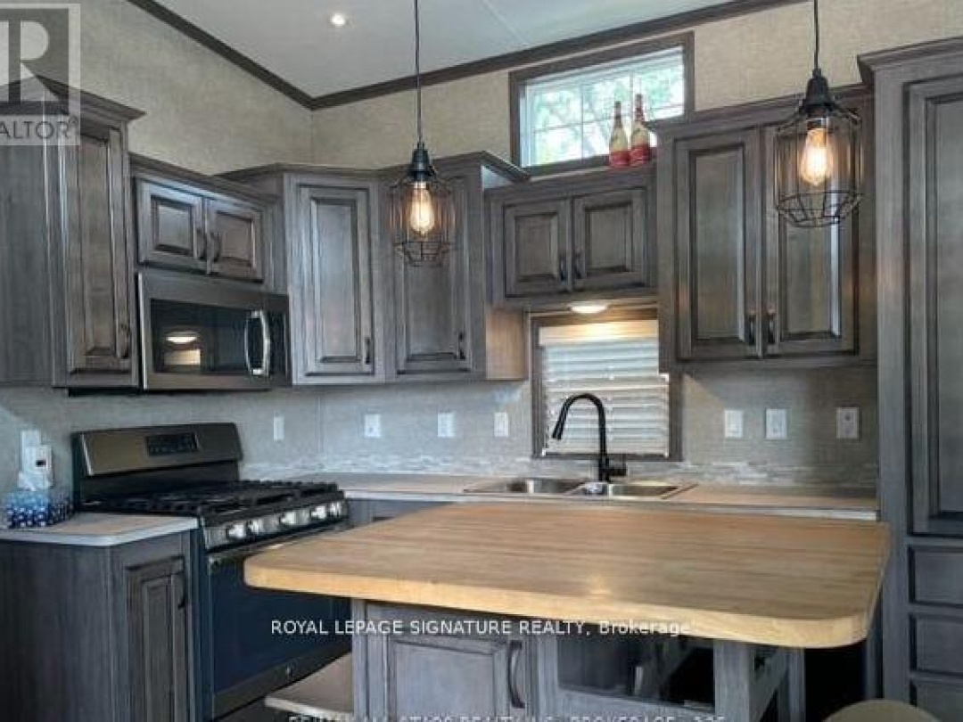 30 2152 County 36 Road, Emily Creek