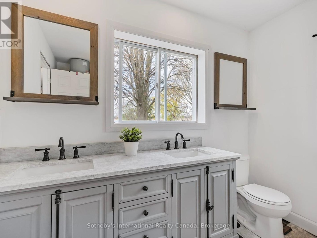 266 PORT HOOVER ROAD, Lake Scugog