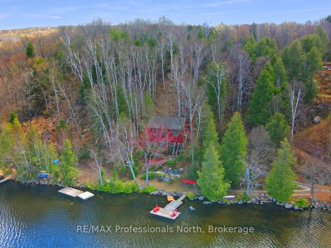 1017 Dunn Road, Haliburton Lake