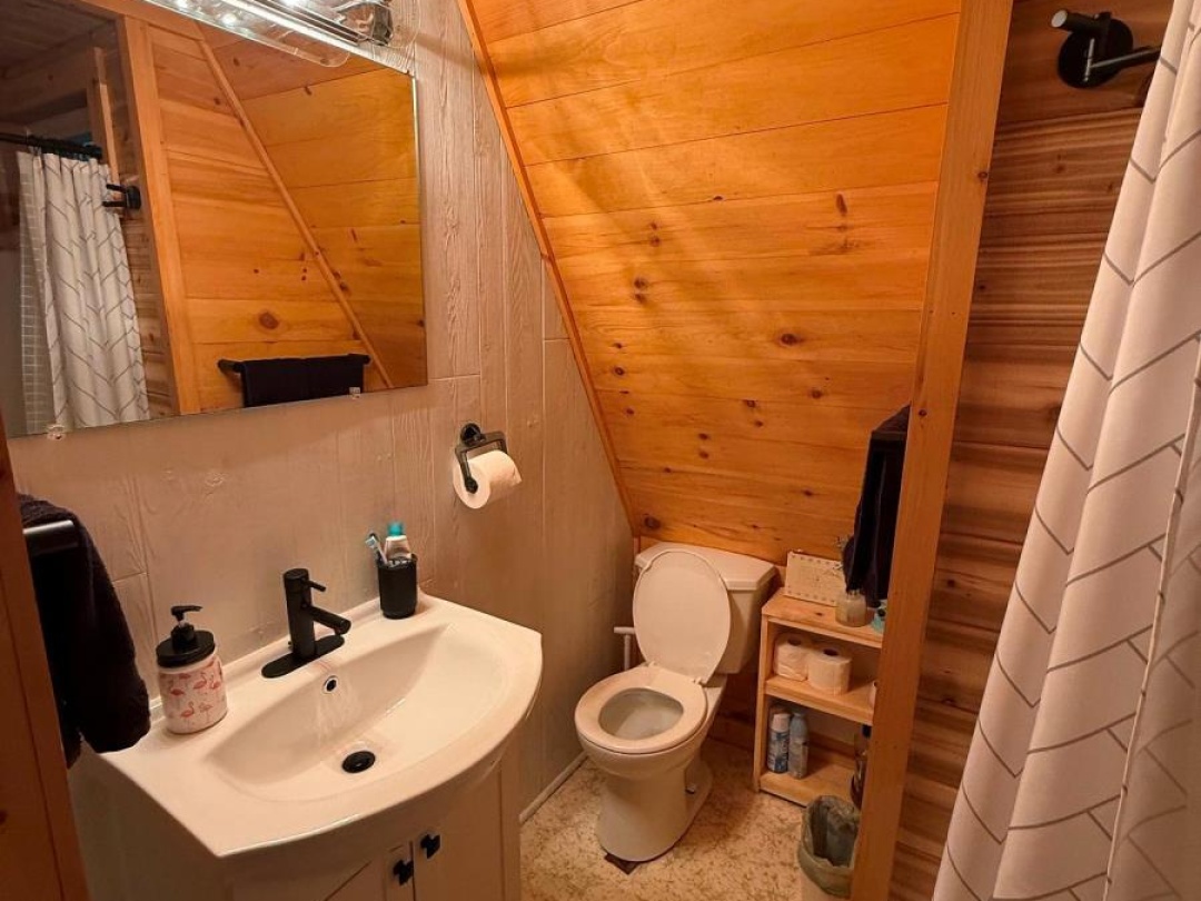 1130 SAPPHIRE DRIVE, 