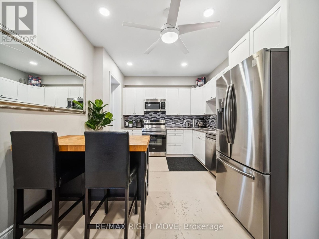 1 & 2 - 112B CREIGHTON STREET S, Ramara (Atherley)