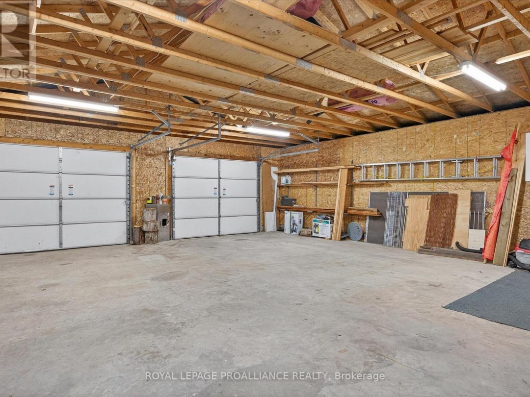 1051 TAPOKE LANE, 