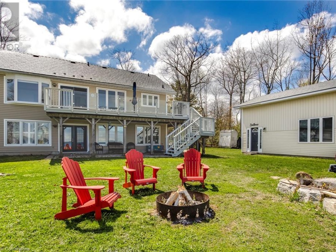 14 Lighthouse Crescent S, Georgian Bay