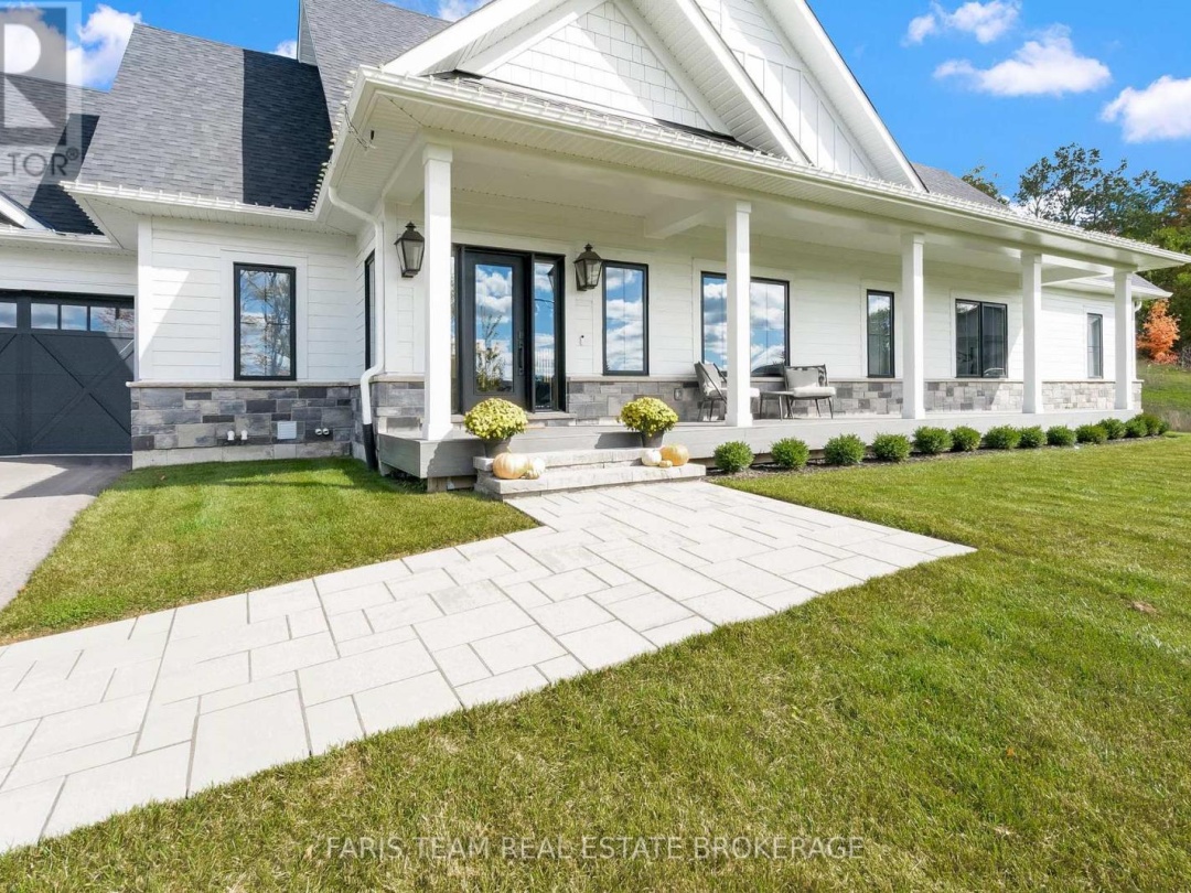 17 CLYDESDALE COURT, 