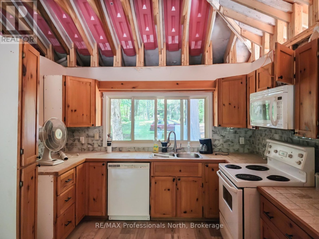1068 HOLIDAY PARK DRIVE, 