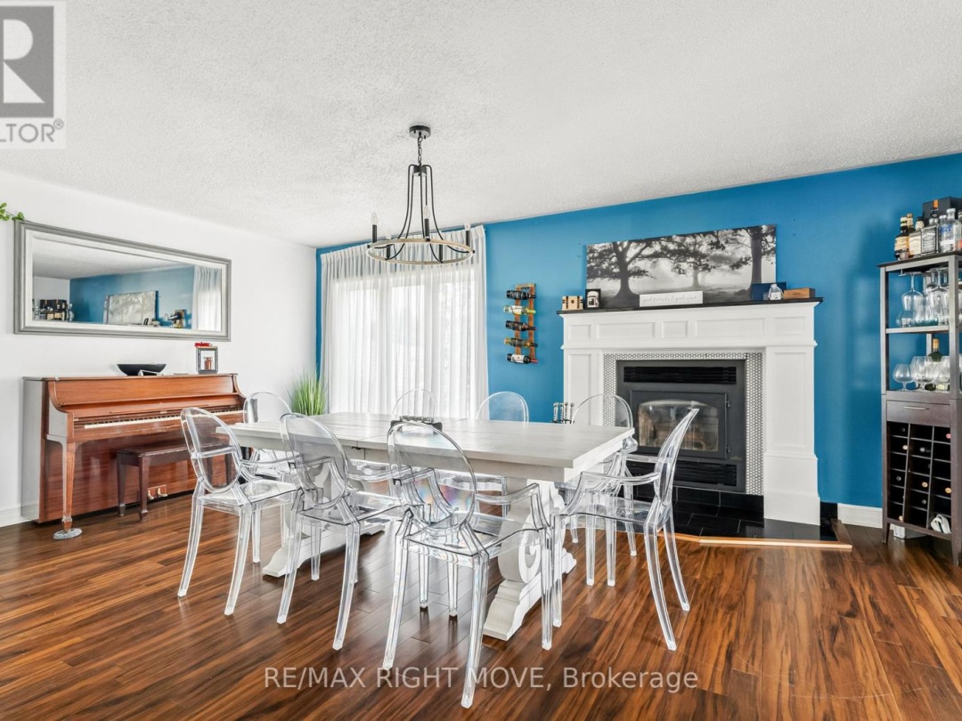 35 CEDAR BAY ROAD, Canal Lake