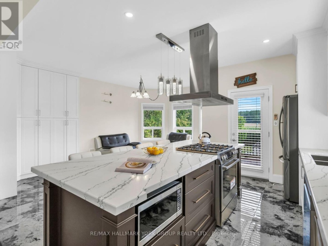 36 BALL AVENUE E, 