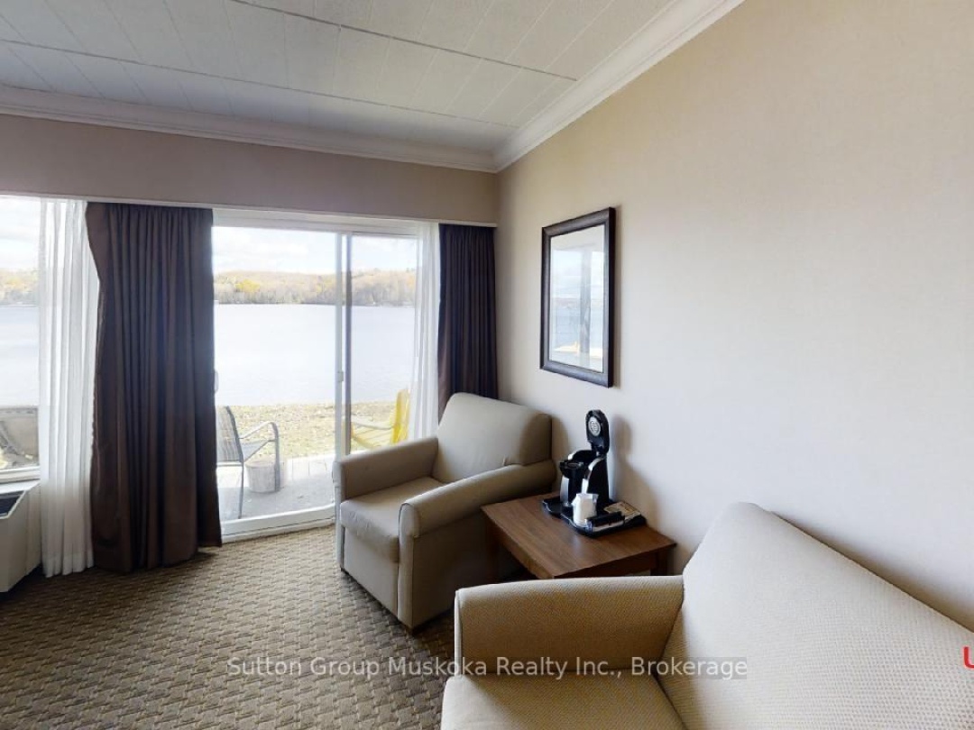 UNIT 111 - 1235 DEERHURST DRIVE, 