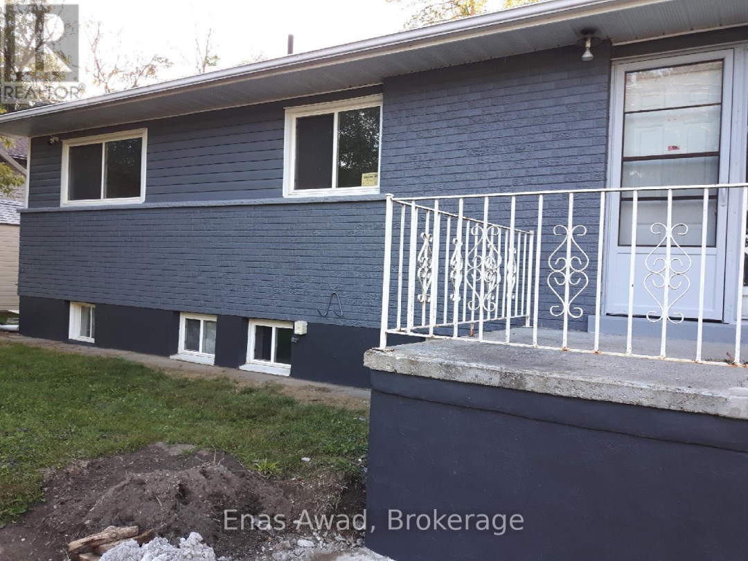 22 OLIVE CRESCENT, 