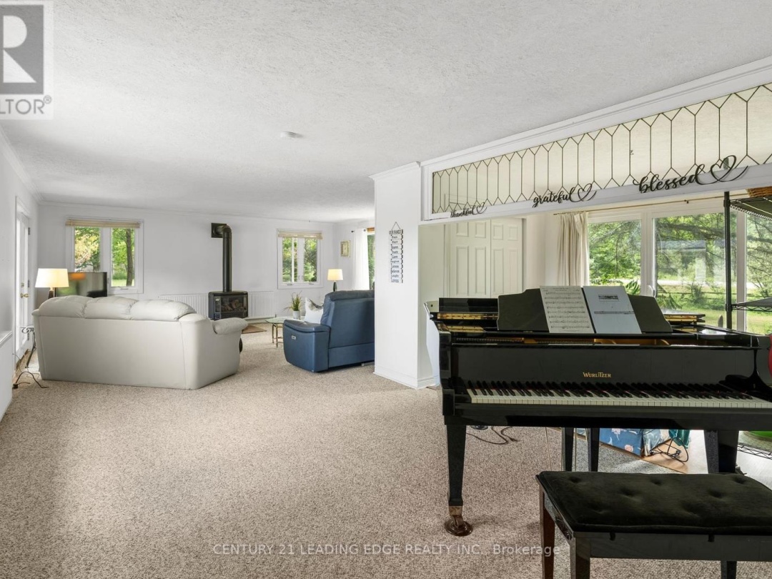 4077 MONCK ROAD, 