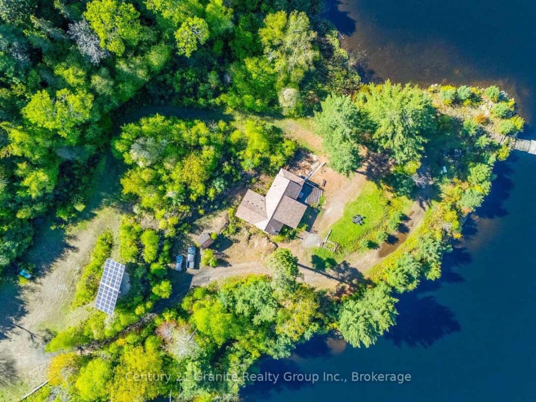 1226 TRAPLINE TRAIL, Bat Lake