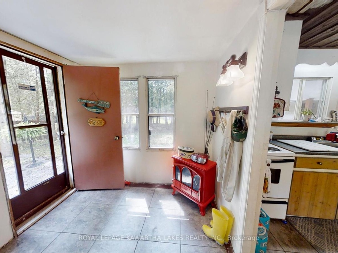 81 Mcguire Beach Road, Trent-severn Waterway