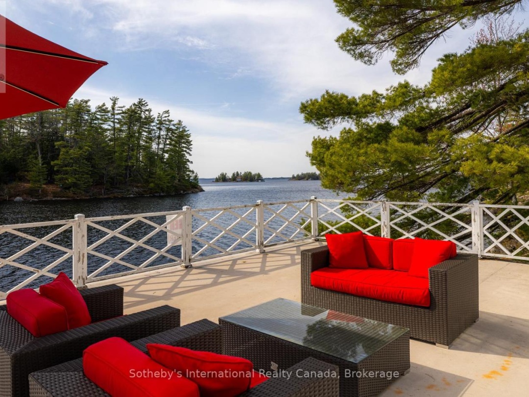 1-1076 BIRCH POINT ROAD, Lake Muskoka
