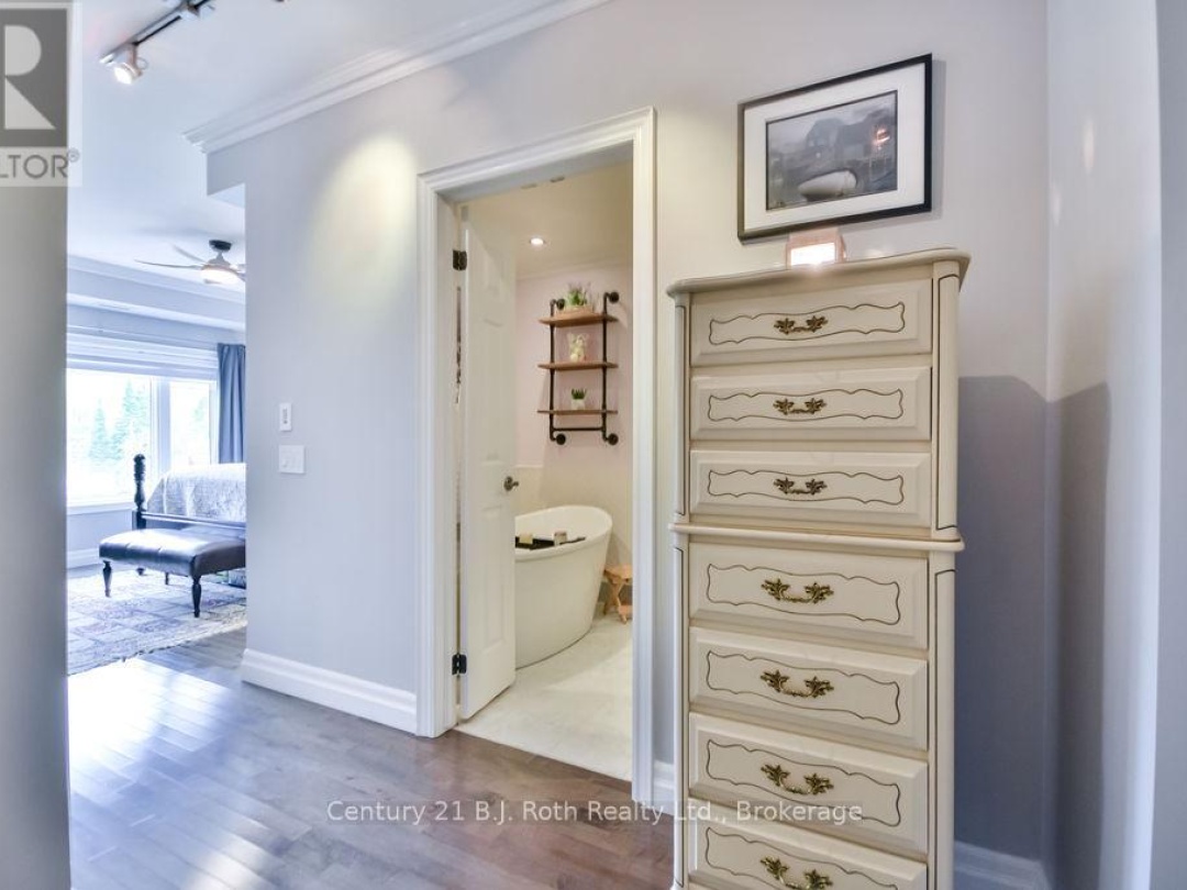507 110 Steamship Bay Road, Lake Muskoka