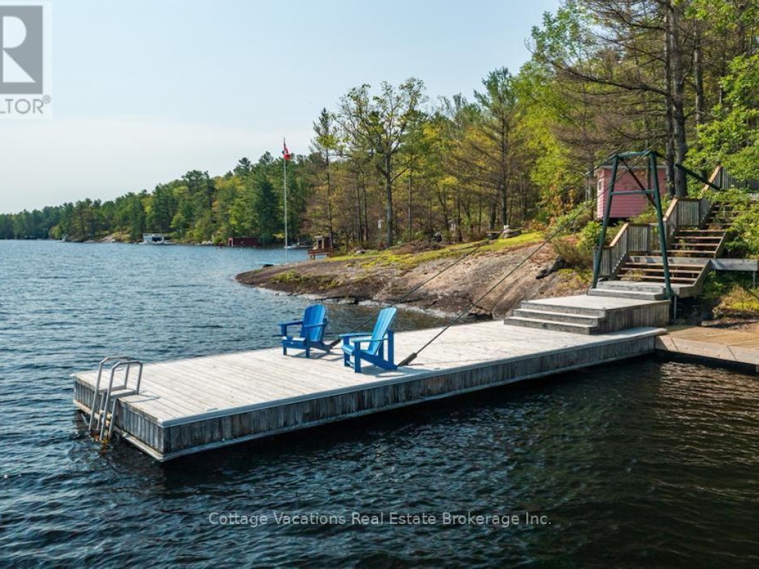 1016 Lawland Heights Road, Lake Muskoka