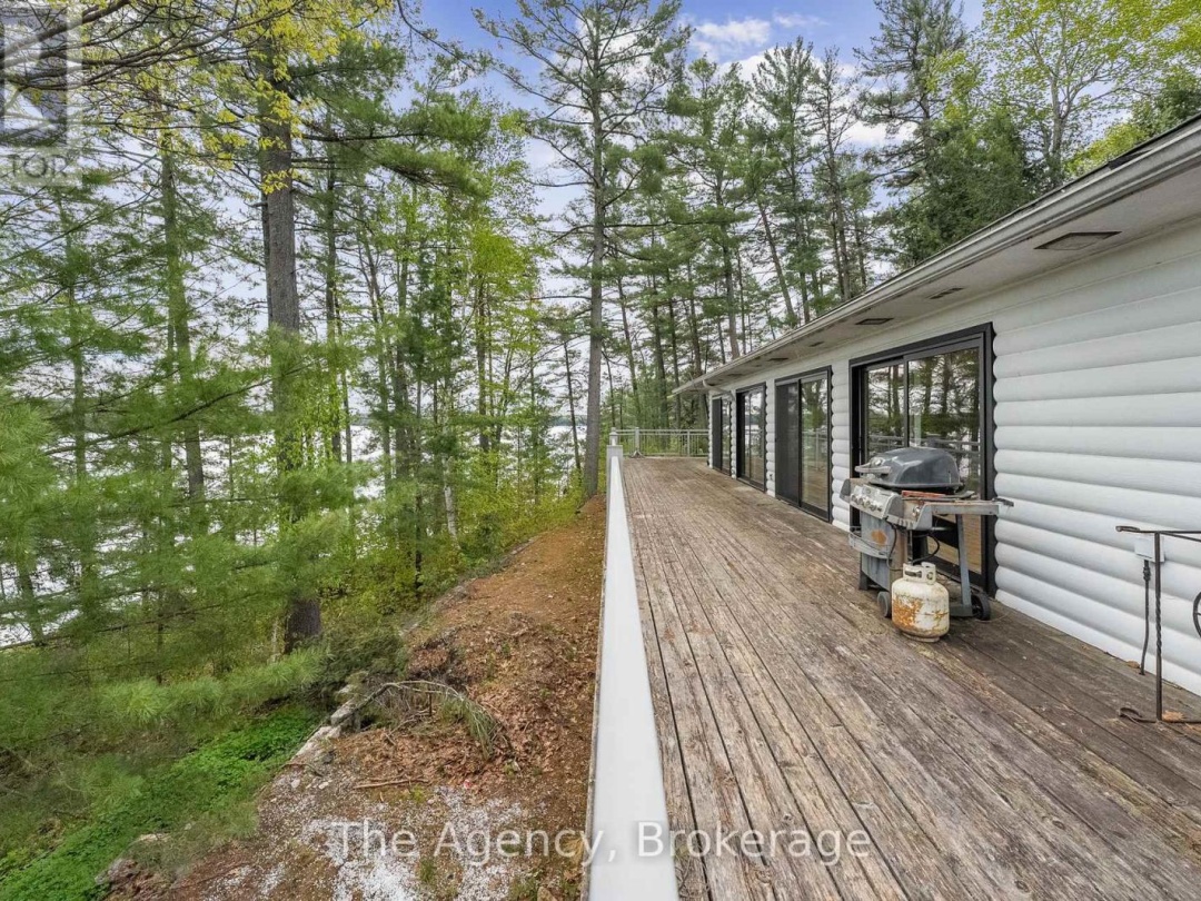 80 Tall Timbers Road, Lake Joseph