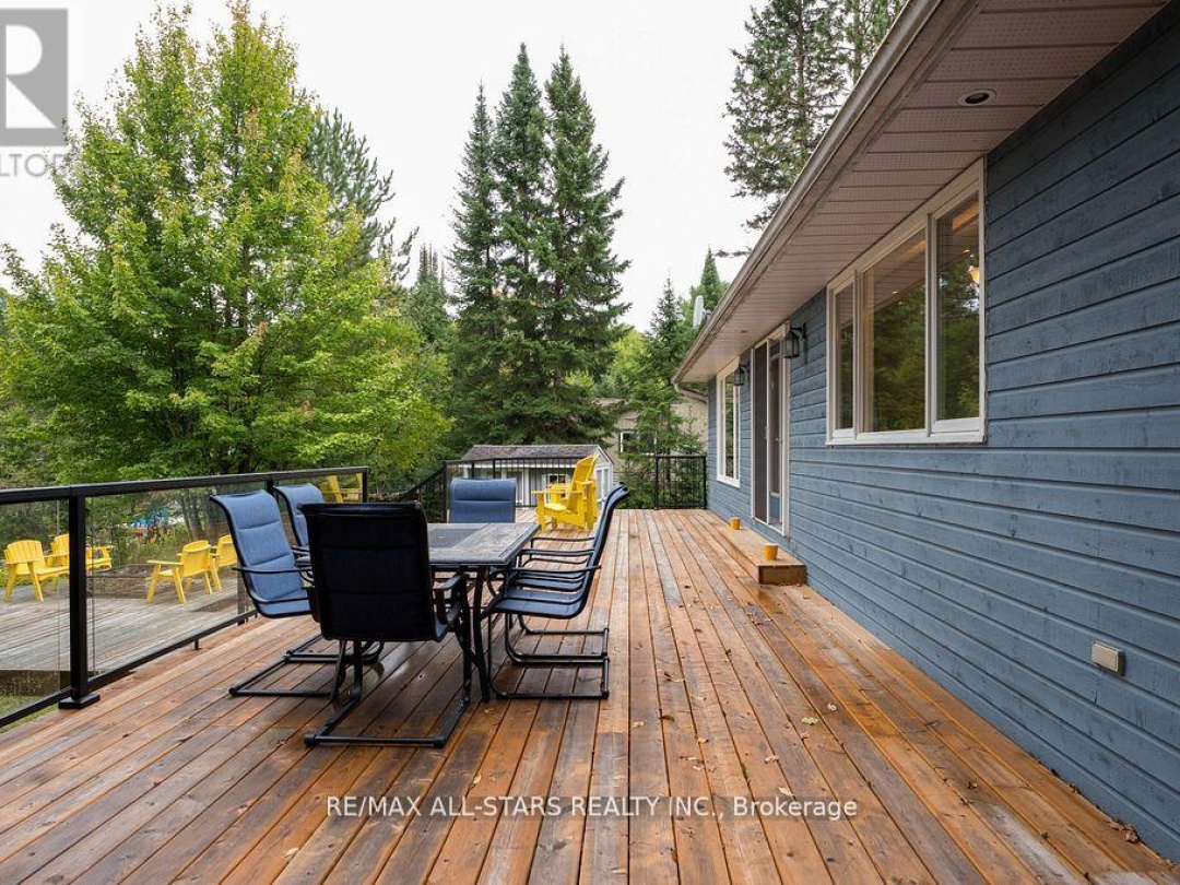 1086 Cameron Lane, Little Cameron Lake