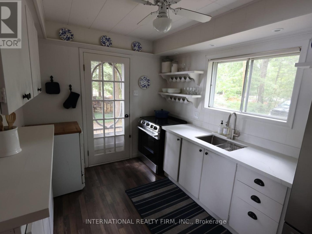 71 OAKRIDGE COURT, 