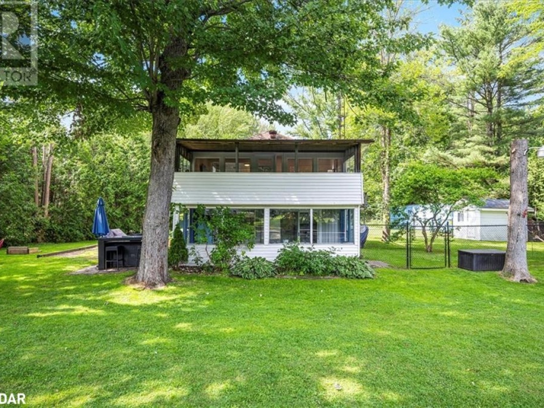 1057 Severn River Road, Severn River