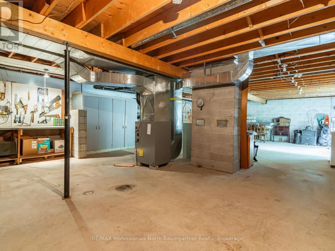 1230 NORTH SHORE ROAD, 