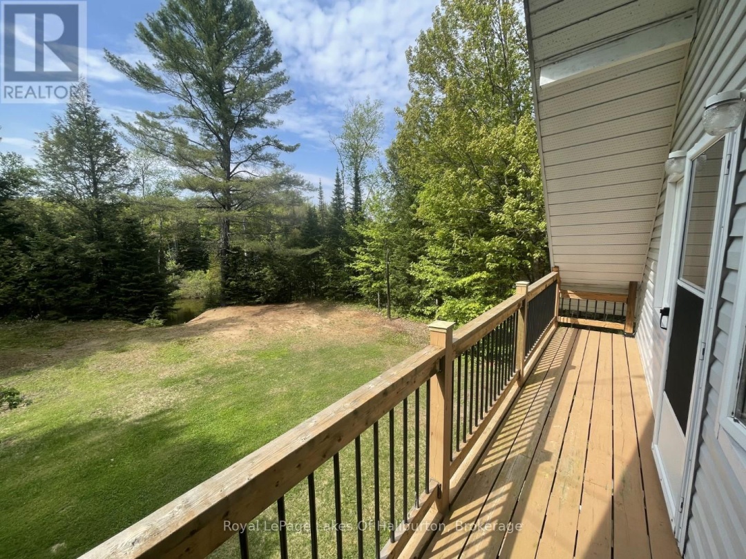 1675 BRAELOCH ROAD, Kennisis Lake