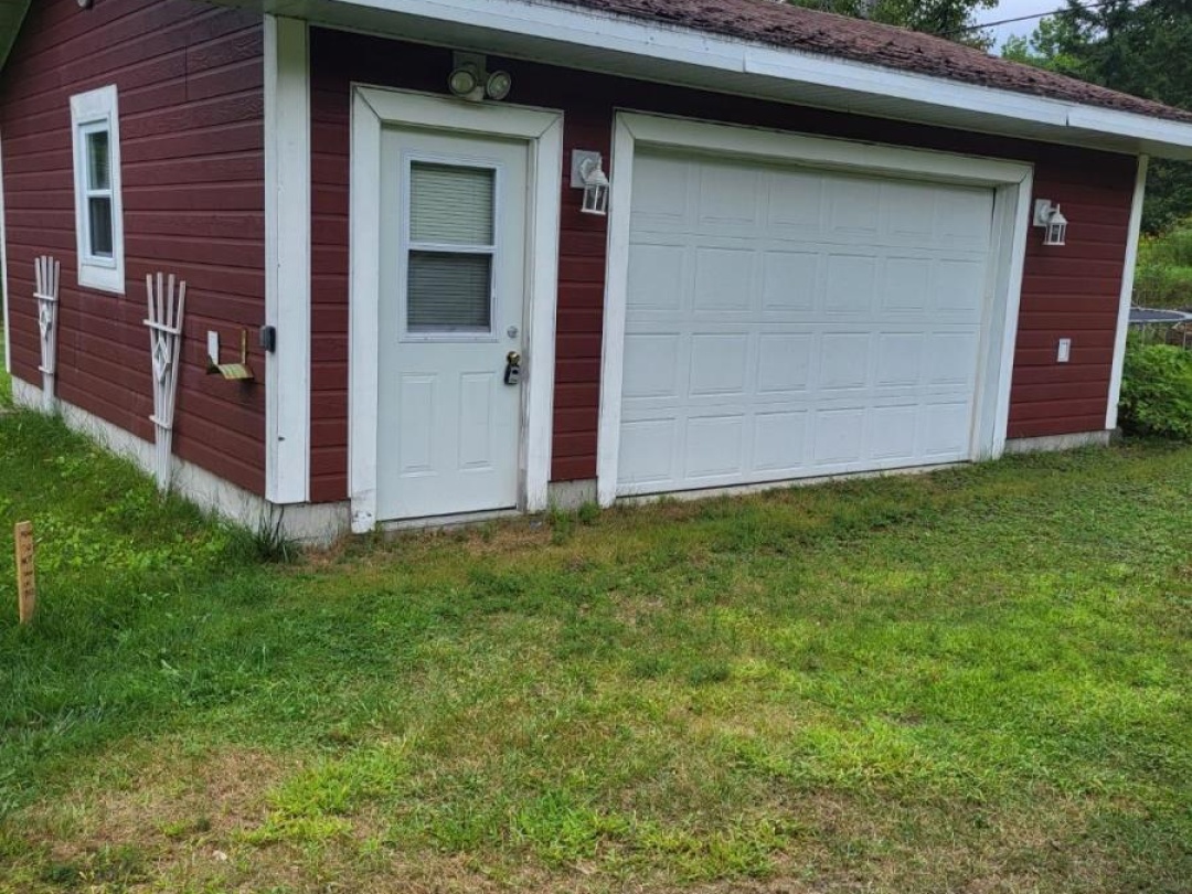 104 Lakeside Drive, Manitouwabing Lake